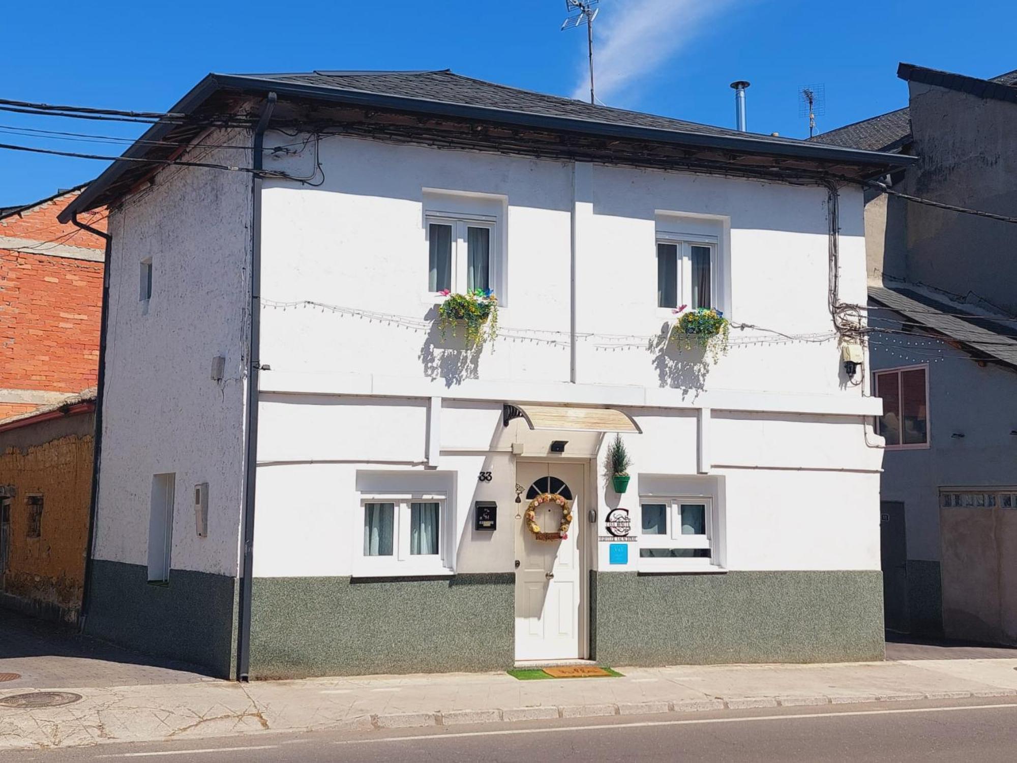 Casa Mencia Villa Camponaraya Bagian luar foto